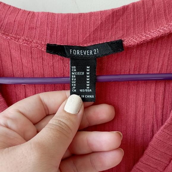 ♥️ Forever 21 Ribbed Crop Top - Picture 11 of 11